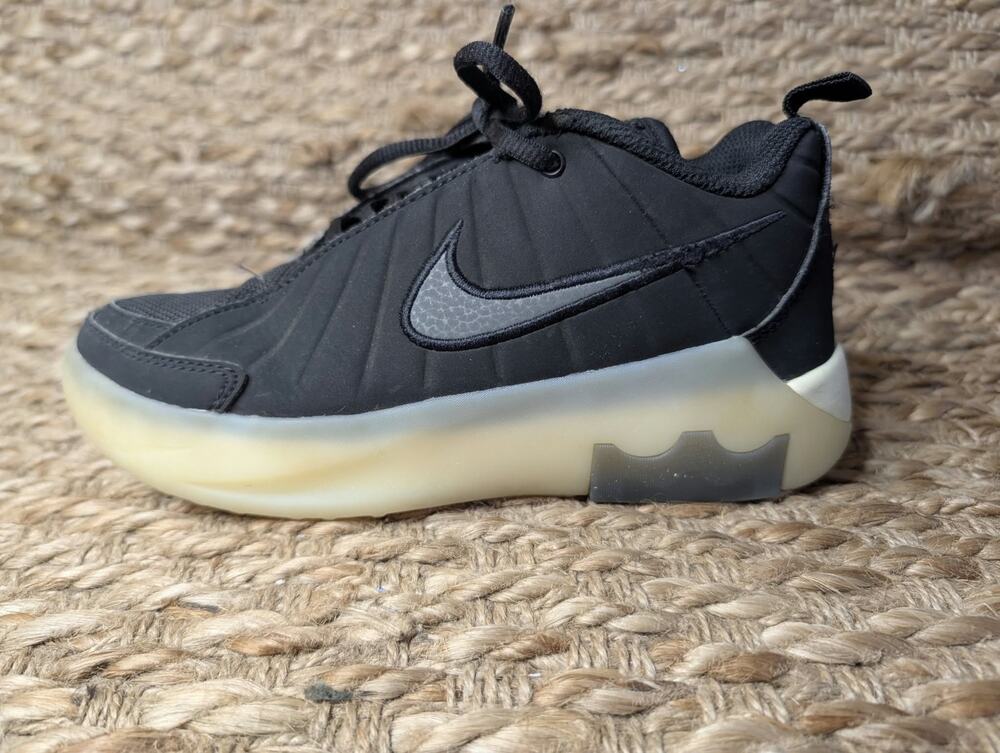 Nike LeBron Witness IX (PS) Black Coconut Milk Boy's Sneakers Size 2Y Athletic